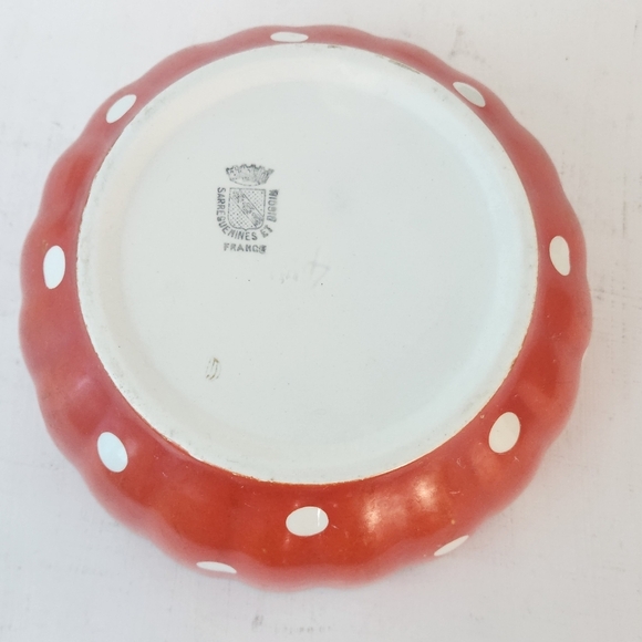 Vintage Sarreguemines France Mixing Bowl 6.75" Red With White Polka Dots - Picture 5 of 5